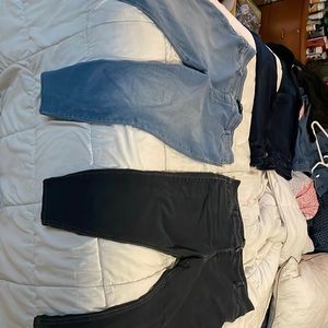 2 capri pants jeans material